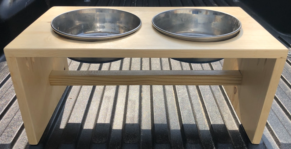 elevated-dog-bowl.webp